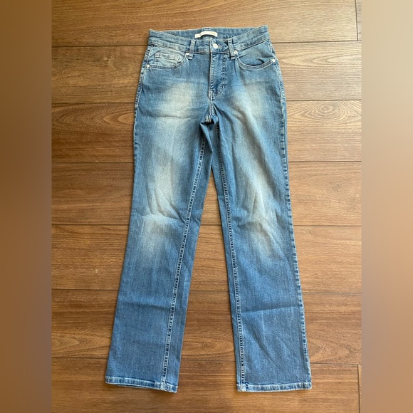 MAC Jeans Melanie Straight Leg Jean - Picture 5 of 10